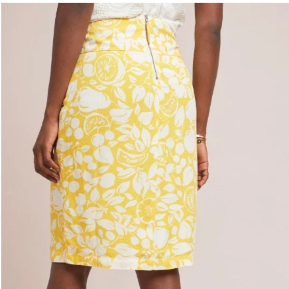 Anthropologie 44 of 52 Conversations Yellow Fruit Print Skirt Size 6 Tropical - Picture 3 of 12